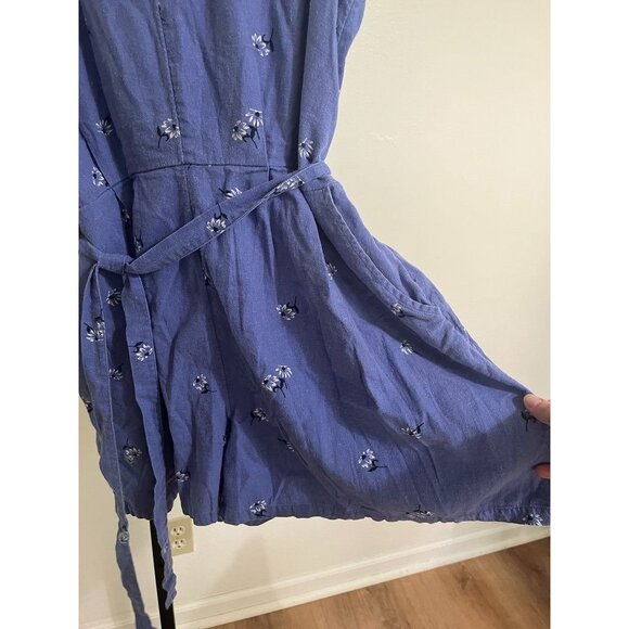 EUC Old Navy Women's Sleeveless Floral Romper L Blue Linen & Rayon Blend - Picture 3 of 6